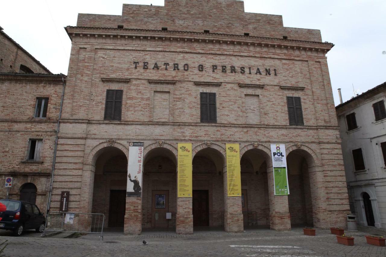 Recanati Family Exterior photo